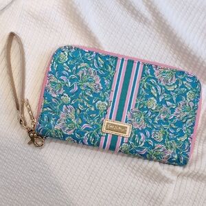 Lily Pulitzer Travel Wallet